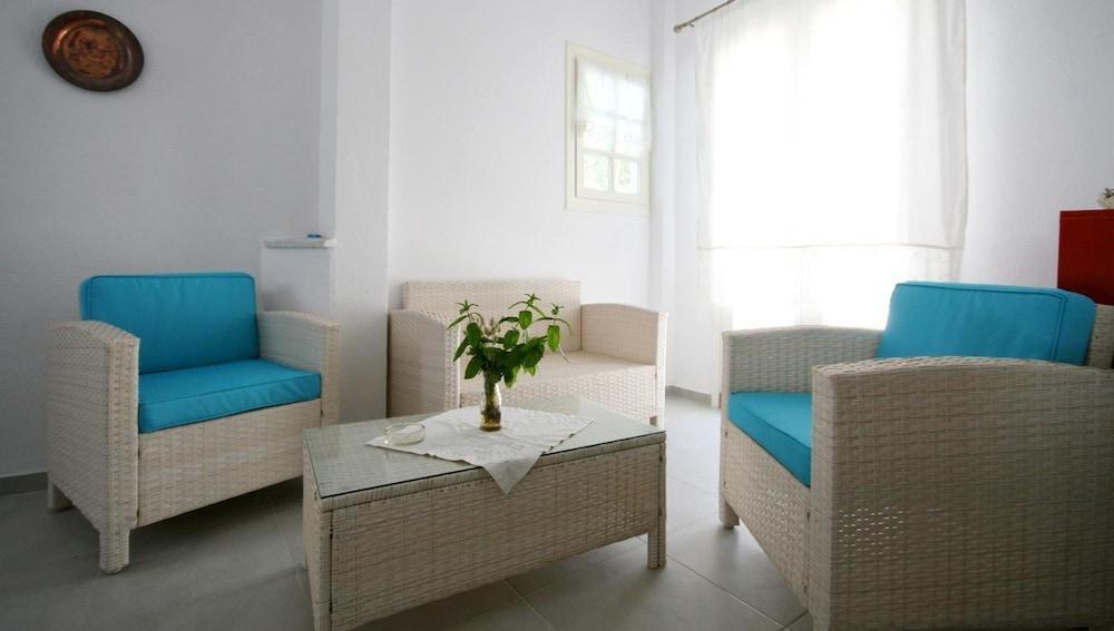 Agnadi Hotel Agia Anna  Esterno foto