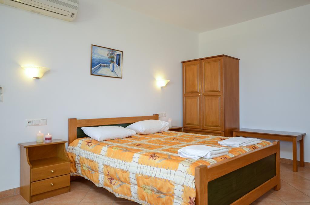 Agnadi Hotel Agia Anna  Esterno foto