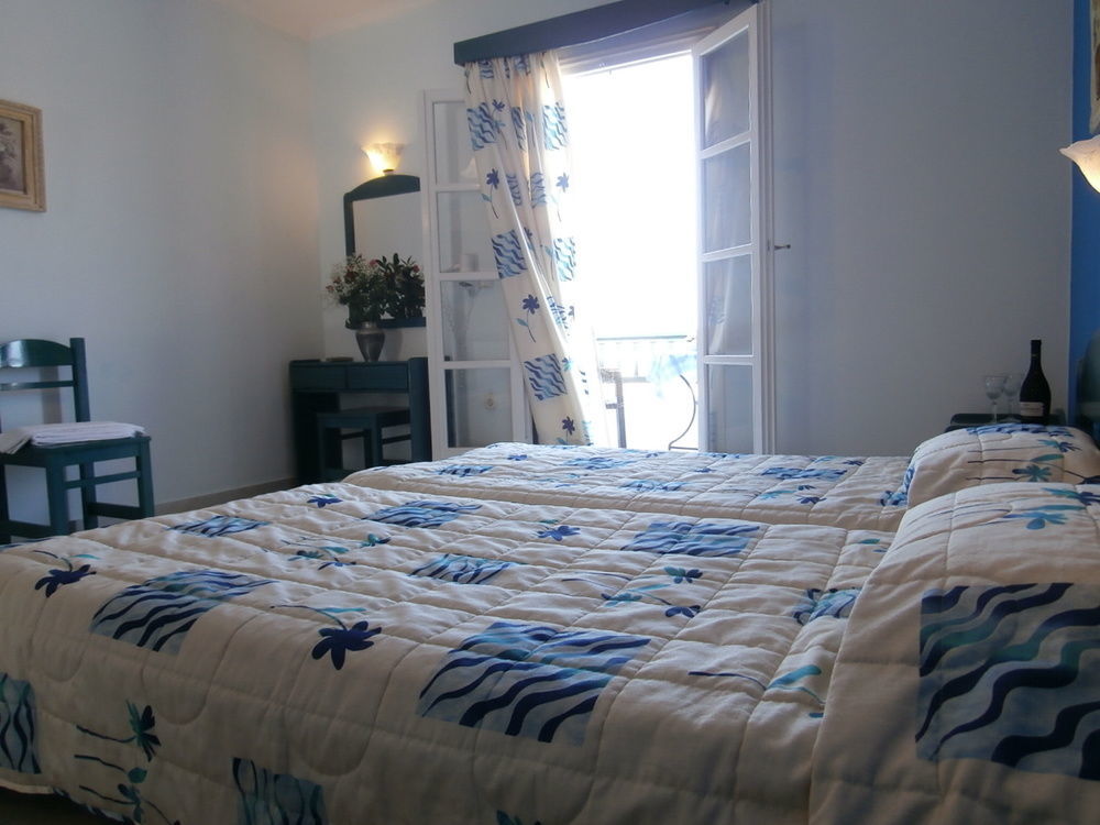 Agnadi Hotel Agia Anna  Esterno foto